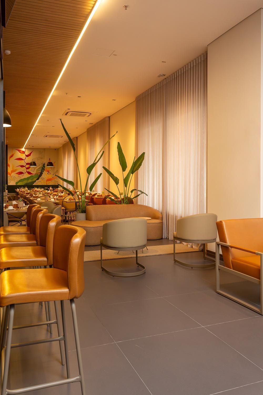 Hotel Roochelle Convention By Nobile Curitiba Exterior foto